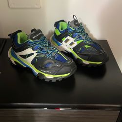 Balenciaga Tracks Size 8/8.5