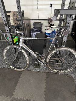 Giant Road Bike