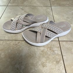 Clarks Women's Sandal (64)