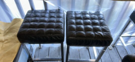 Bar stool high 26, square sit 14”, chrome legs