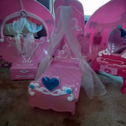 Princess Cinderella Carriage Doll Bedroom.