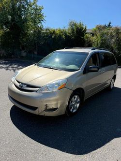 2010 Toyota Sienna