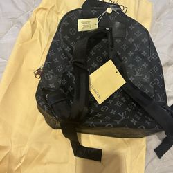 LV backpack Brand new ! Louis Vuitton 