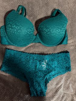 Teal Lace Bra and Panty Set 36C /m