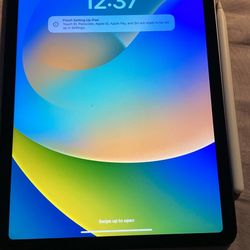 Apple iPad Air (5th Gen) 