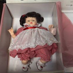 Madame Alexander Sweetheart, Pussycat Collectible, Doll