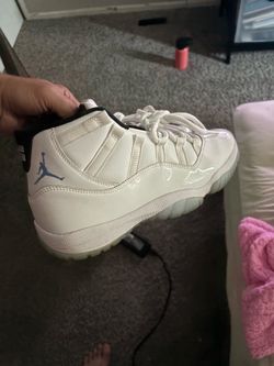 Retro Jordan 11 legend blue sz 8.5