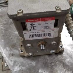 Honeywell Modulating Motor.