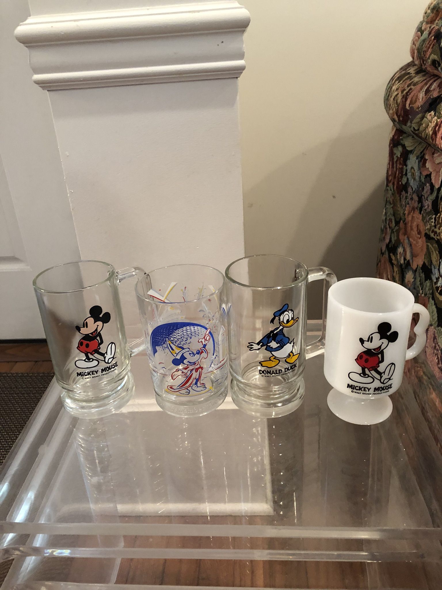 Disney vintage mugs & Glasses each Sold separately (Free Delivery 5 City’s In 3 Cty.)