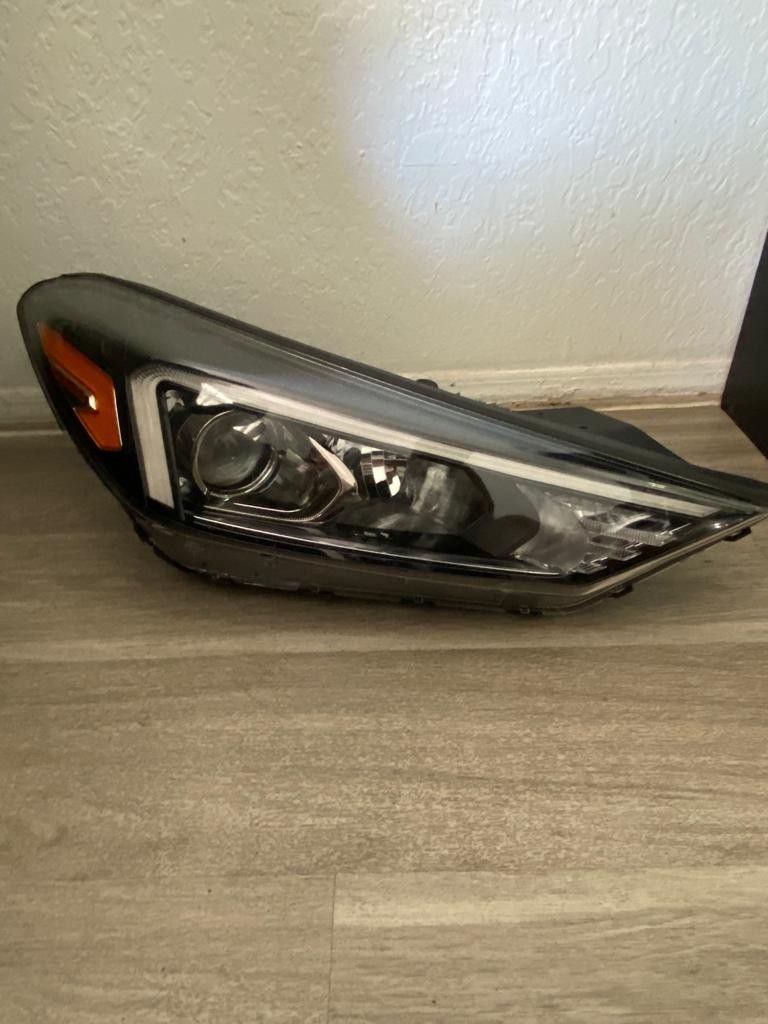 2019 + Hyundai Tucson Rh Headlight