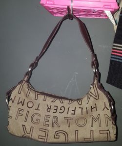 Tommy Hilfiger small handbag