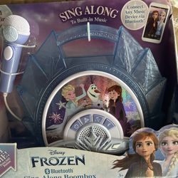 Frozen Sing Along Boom Box. - NEW 