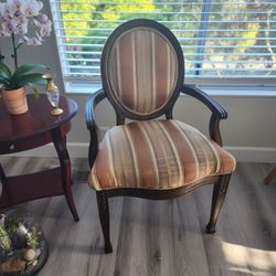 2 Arm Chair 