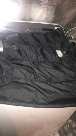 Sleeveless jacket