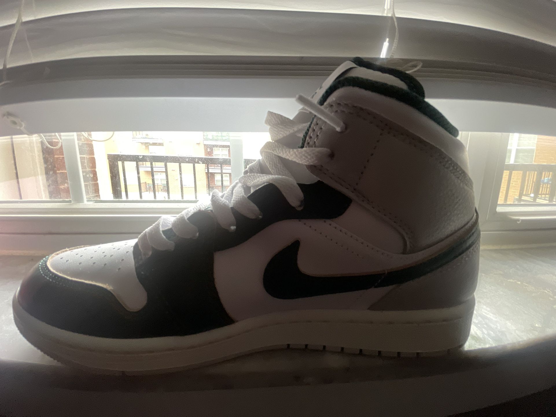 Jordan 1 Highs 8.5