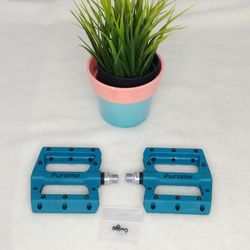 Bike Pedals Nylon Fiber No Metal. 