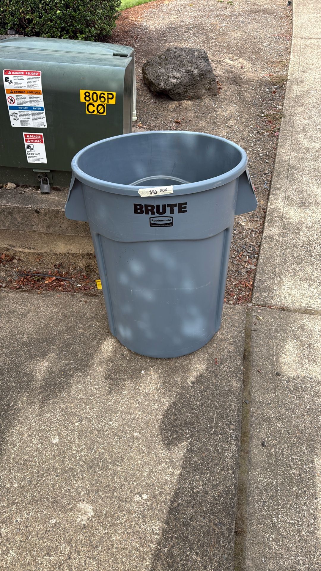 New Brute 44 Gallon