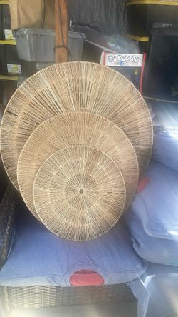 Platillos Artesanales Son 3 Y Un Canasto Grande