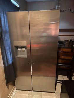 Frigidaire Refrigerator