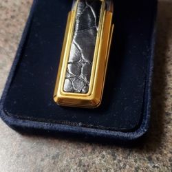 New Yorker Black Alligator Money Clip