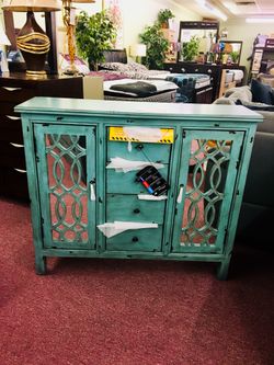 🚨Brand New Accent Table Blowout🚨