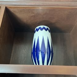 Large vase 