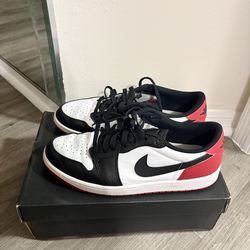 Air Jordan 1 Retro Low OG "Black Toe" (2023)