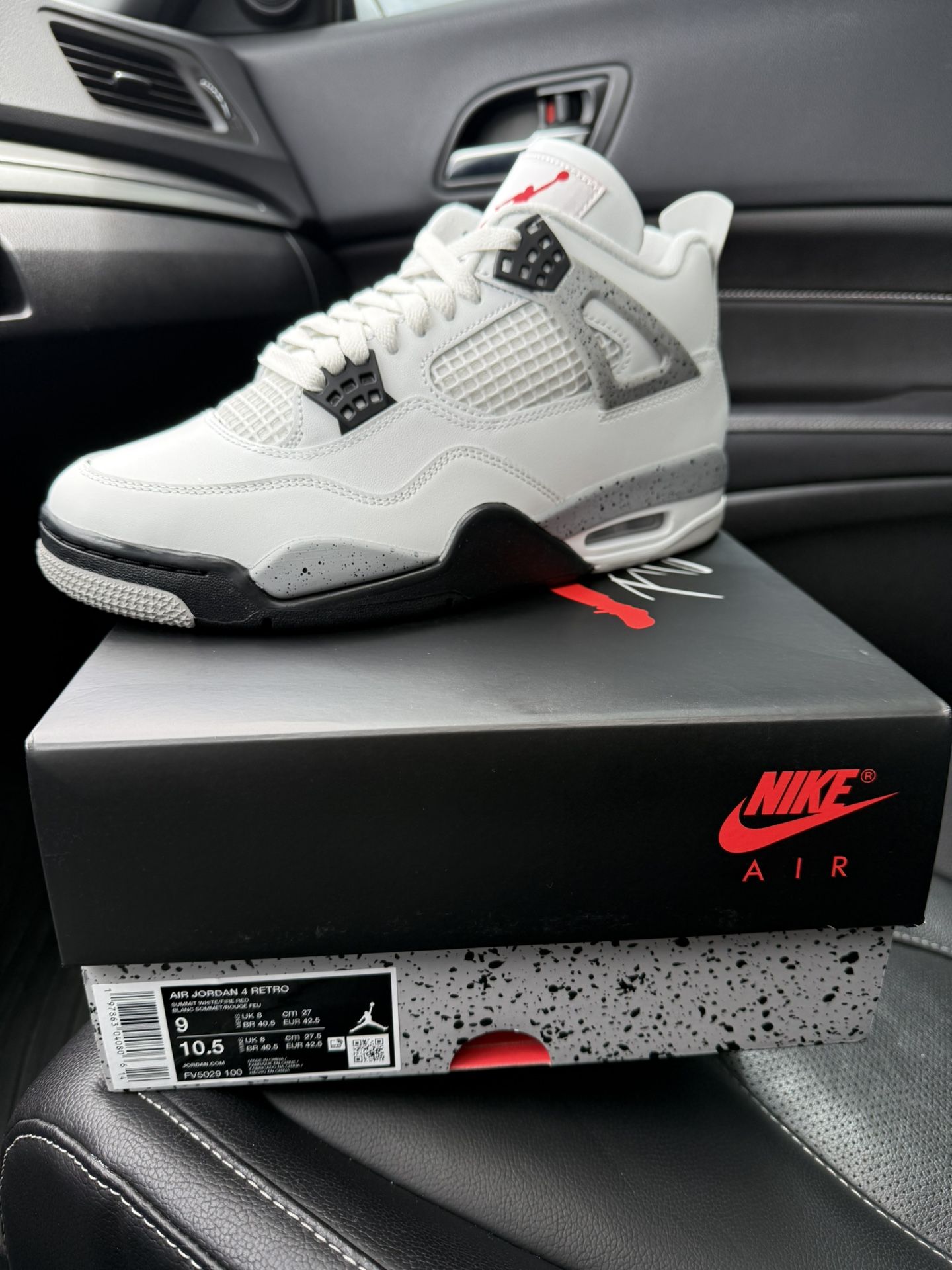 Air Jordan 4 Retro “Cement” size 9 DS
