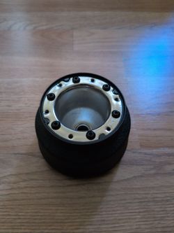 NA/ NB 90-05 Mazda Miata Steering wheel hub