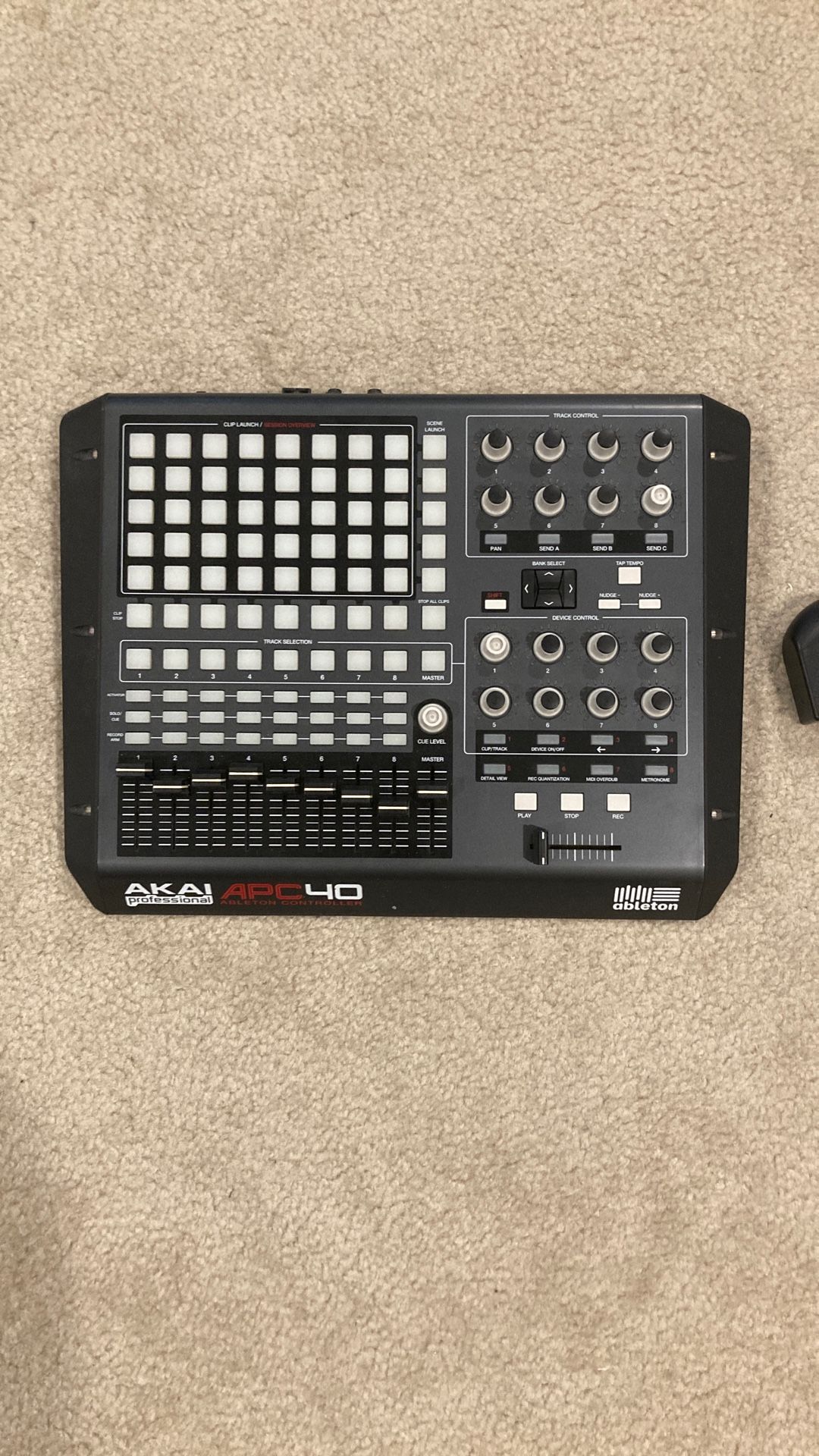 Akai APC 40