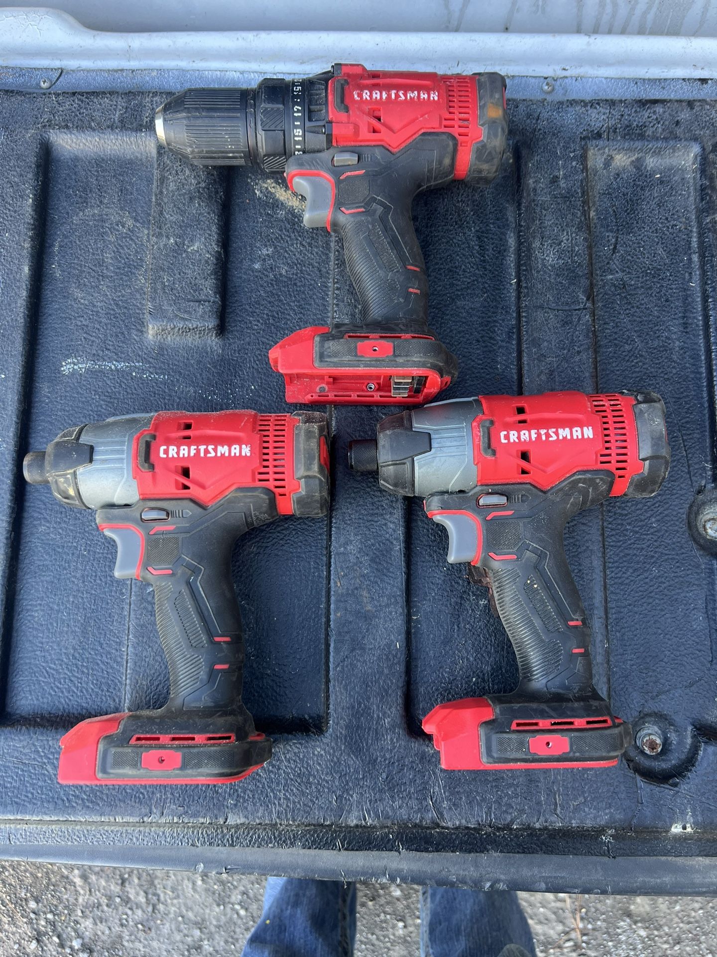 3 craftsman drills/impact drivers