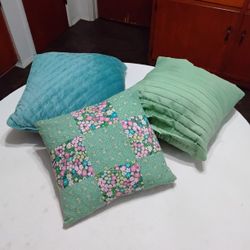 Throw Pillows All 3 For 