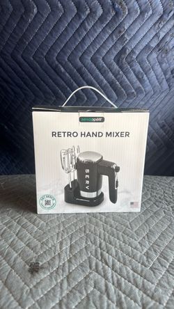 Black Hand mixer