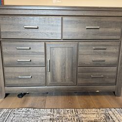 Wood Dresser 