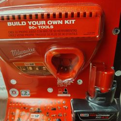 Milwaukee 4.0 ah Battery And Charger Starter Pack