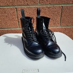 Dr Martens Boots Size 7