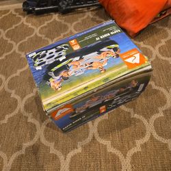 Ozark Trail RAPID RIDER 4 PERSIN FLOAT WITH COOLER AND CUPHOLDER