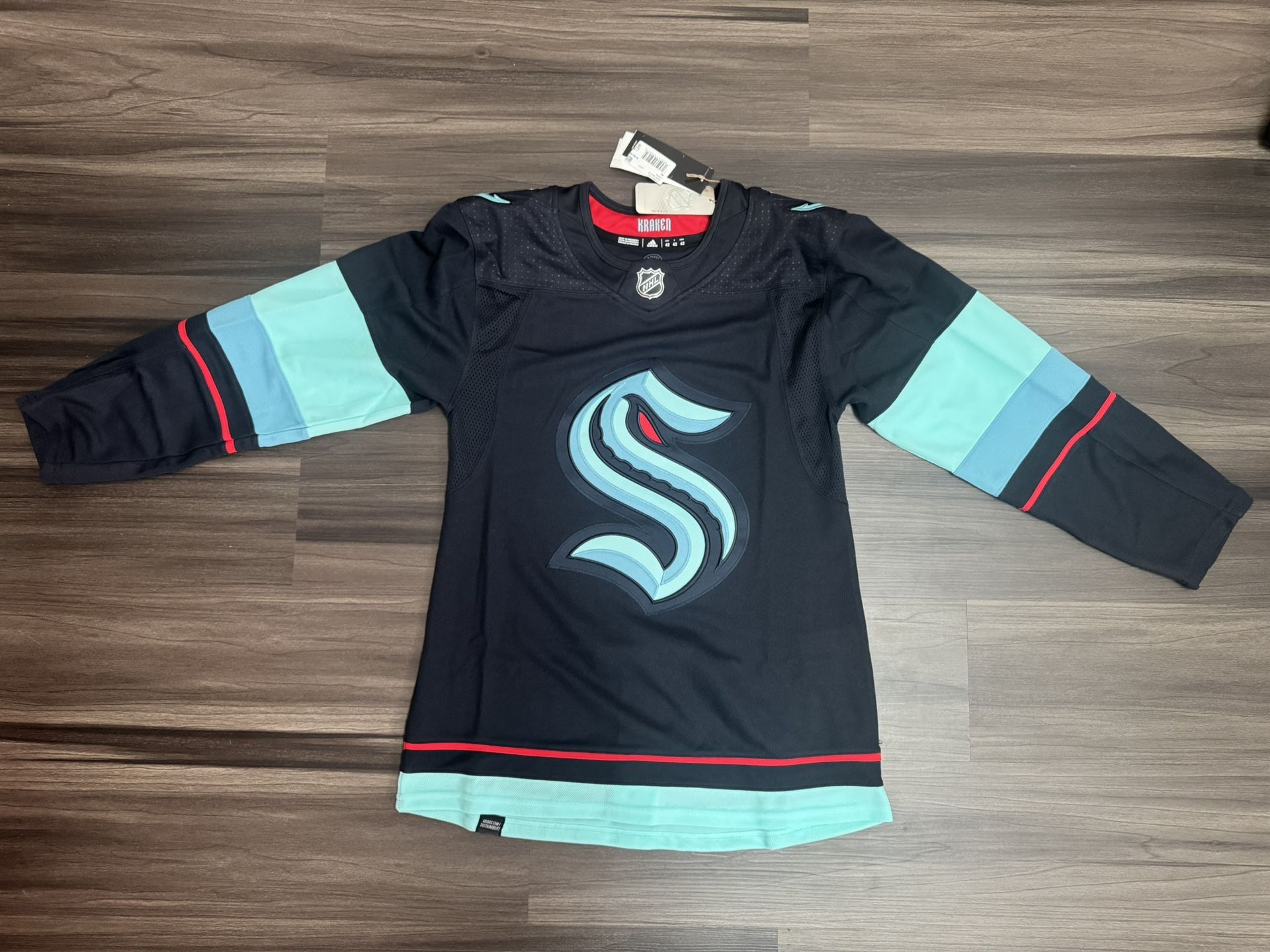 Adidas Seattle Kraken NHL Hockey Jersey Men’s Size 42 Small MSRP $180