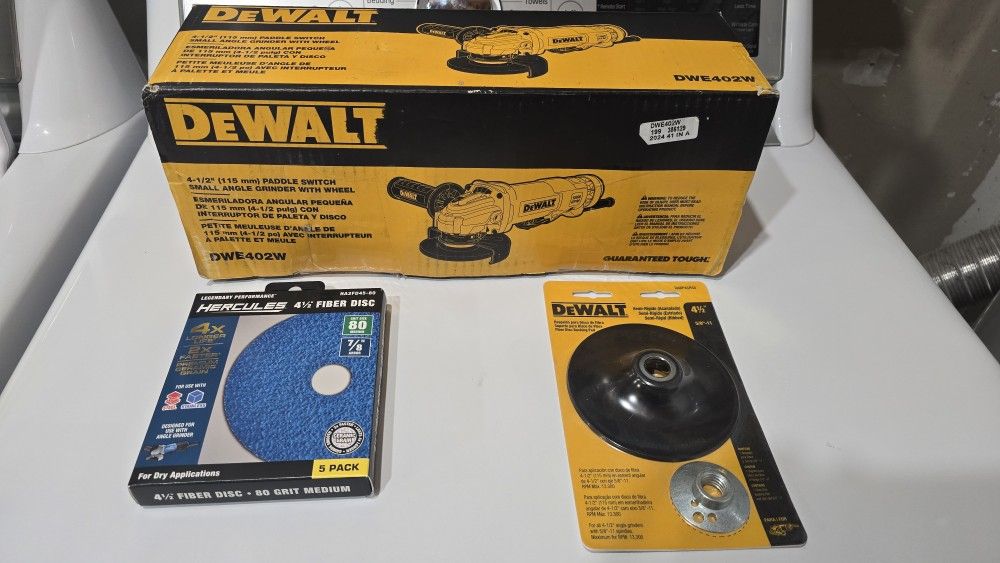 Dewalt 4-1/2" Grinder - DWE402W