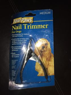 Dog nail trimmer