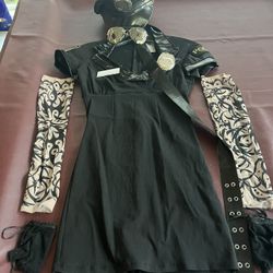 Spirit Halloween Women’s cop outfit and accessories Size S 