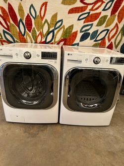 Mega capacity set LG gas laundry
