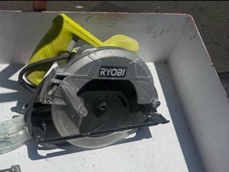 Ryobi corded circular saw,