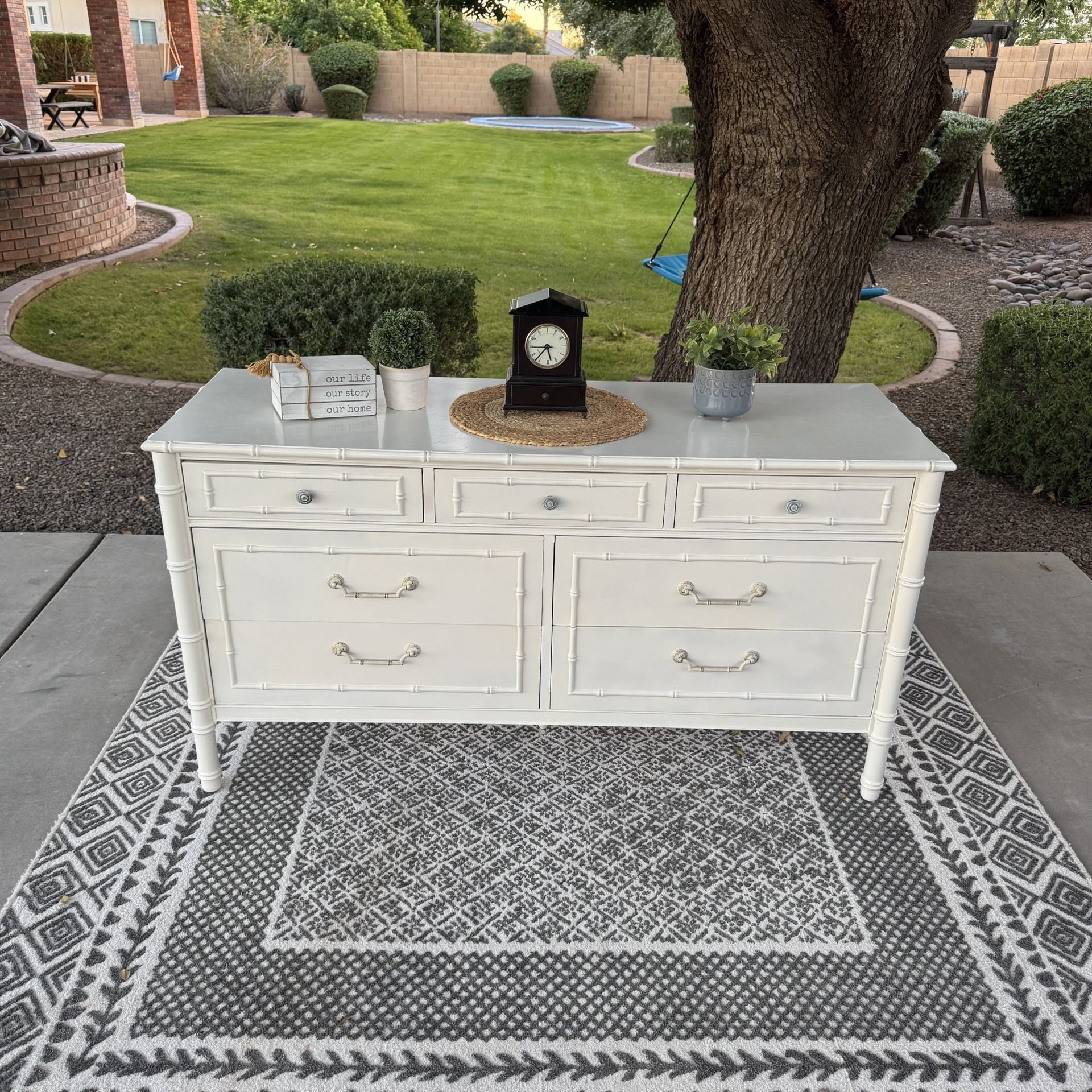 Thomasville Mid Century Modern Allegro Faux Bamboo Seven Drawer Dresser (Rare Find)