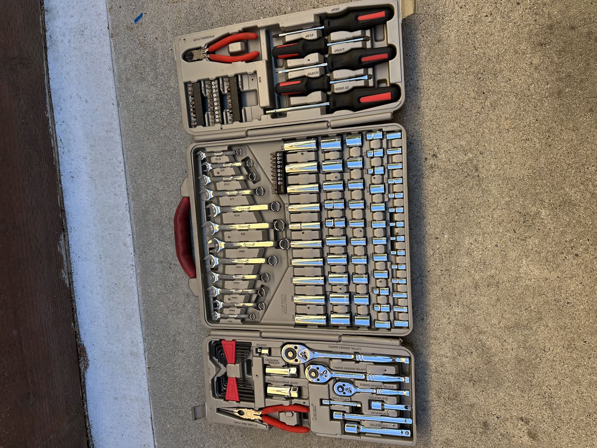 Crescent Deluxe Tool Set