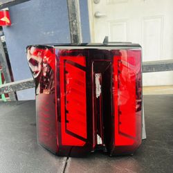 Kia Sorento 2024-2025 Left Driver Side Tail Light Oem