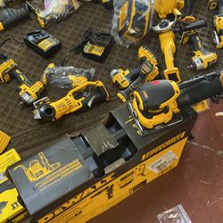 New tools, in good condition.  Prices vary, ranging from $90 to   $550 dollars.  There is a one month warranty , the money is not returned, only credi