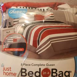 8 Pcs Reversible Comforter  Set( Queen Size) Sheet Set Included/ Juego de sobrecama reversible tamaño Queen con set de sabanas incluido