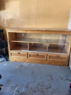 Display Hutch 