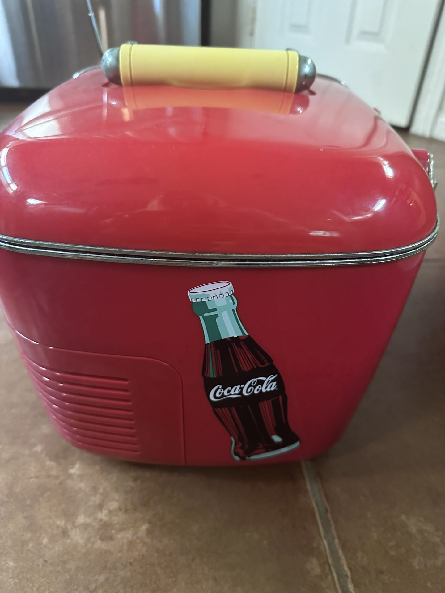 Coca Cola Coolbox Cooler Radio All In One CD Player EUC Tested